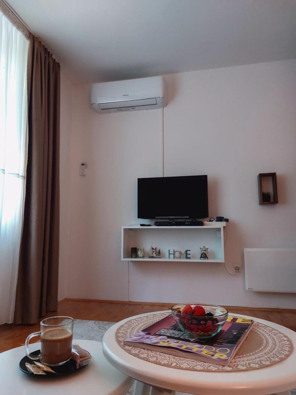 Apartman Rejna SJJ Exterior foto
